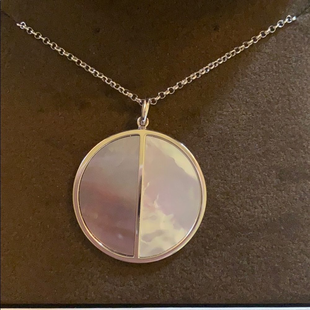 Sterling silver mother of pearl necklace - Picture 2 of 4